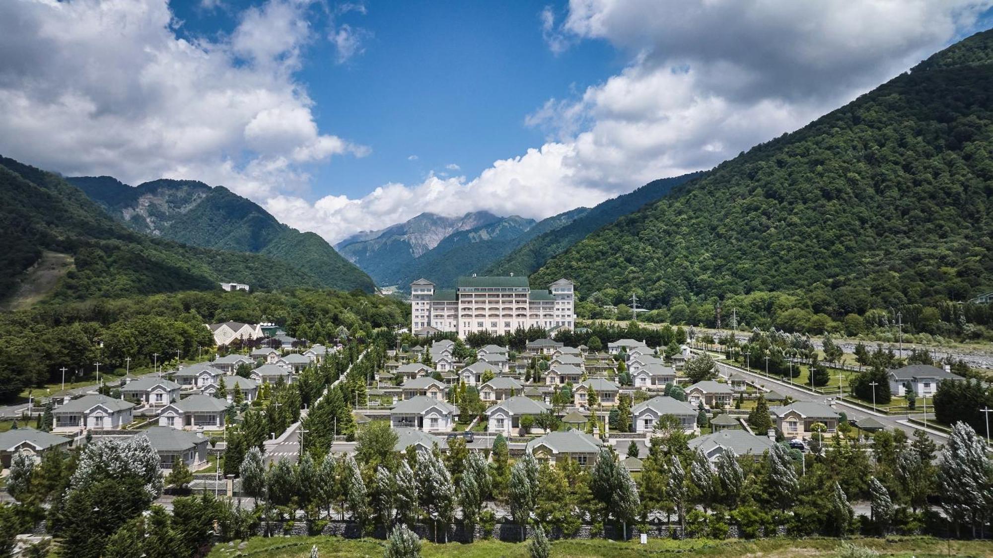 Qafqaz Riverside Hotel Gabala Exterior photo