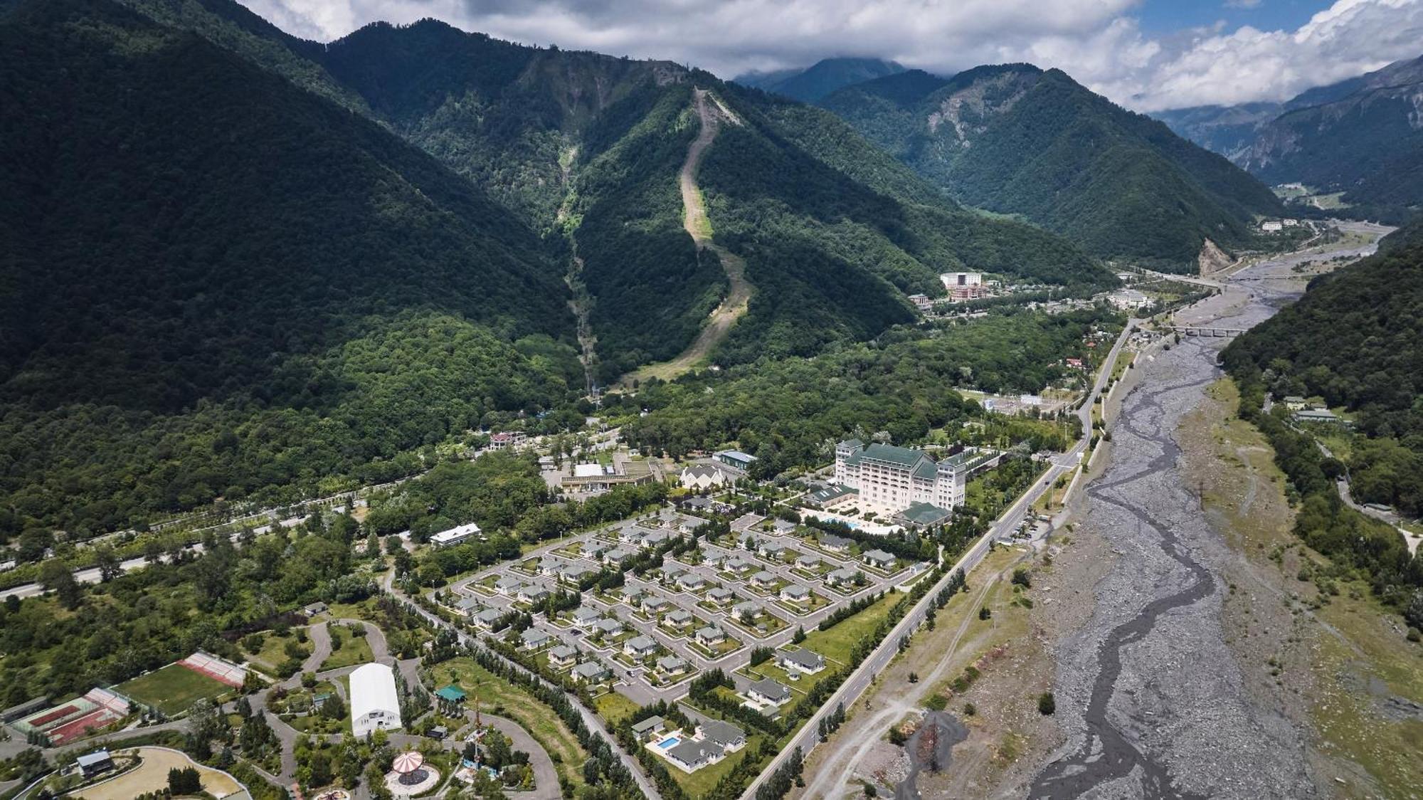 Qafqaz Riverside Hotel Gabala Exterior photo