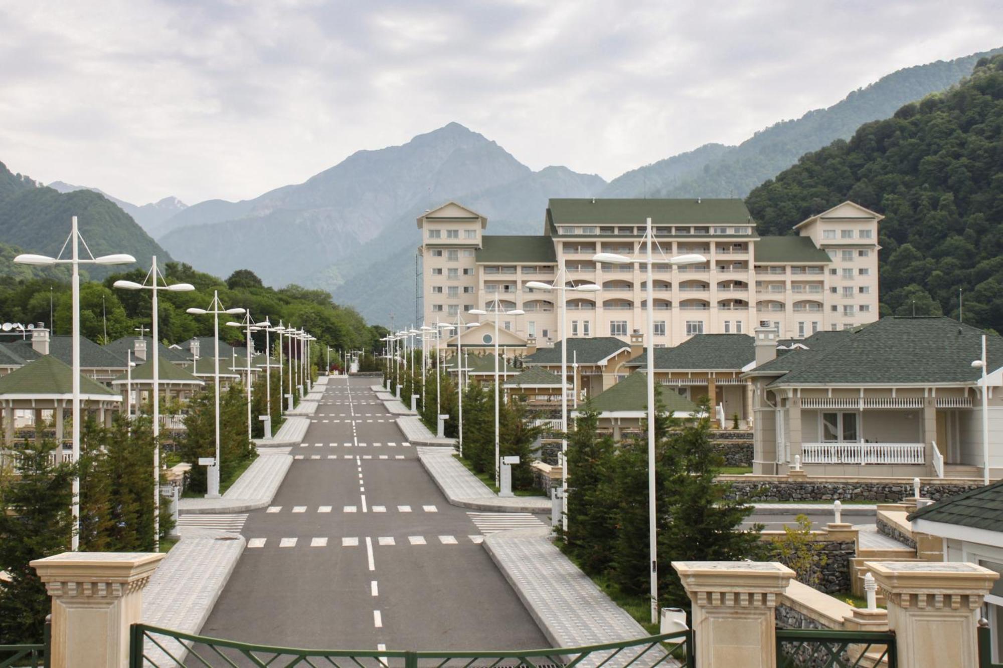 Qafqaz Riverside Hotel Gabala Exterior photo